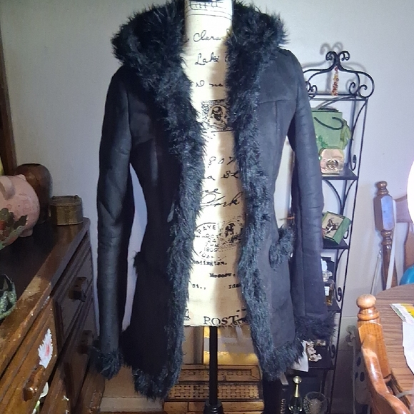 2B BEBE Black Suede Open Front Faux Fur Trimmed Hooded Coat Size Small - Picture 1 of 12